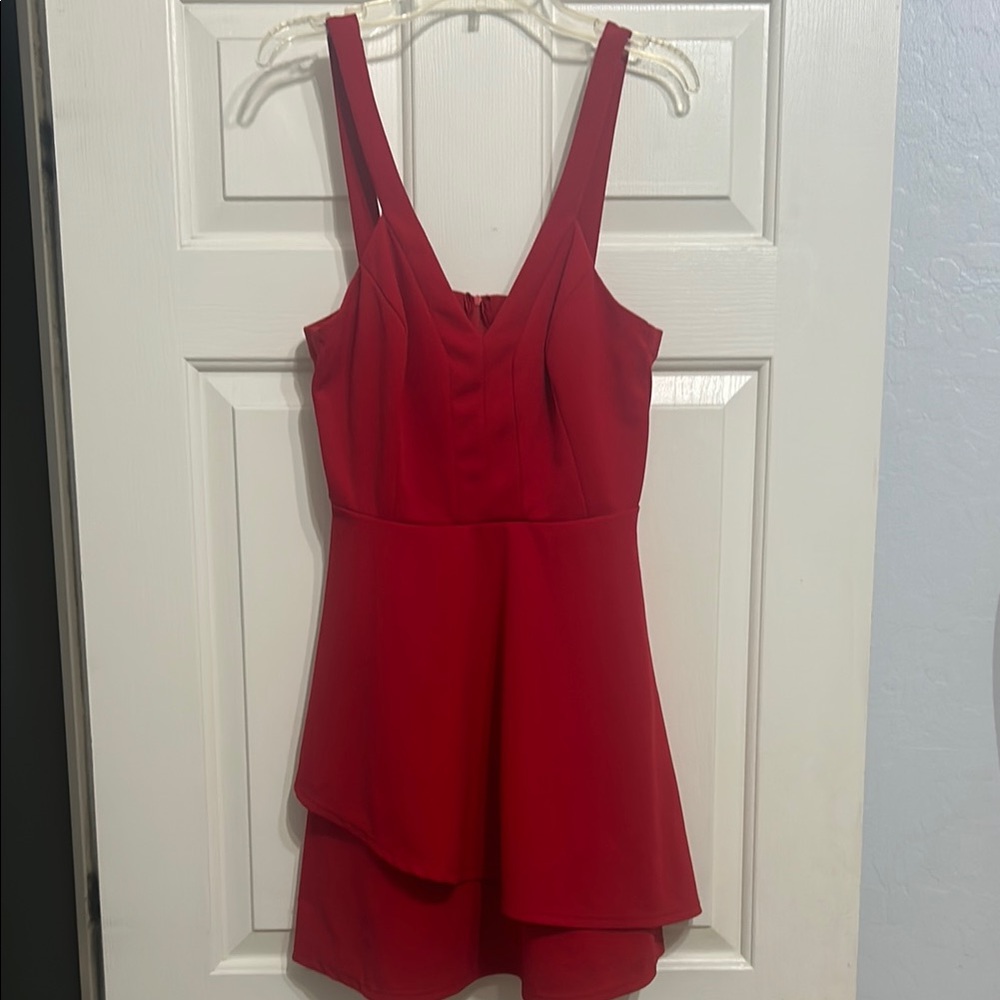 Elegant Red Sleeveless Dress